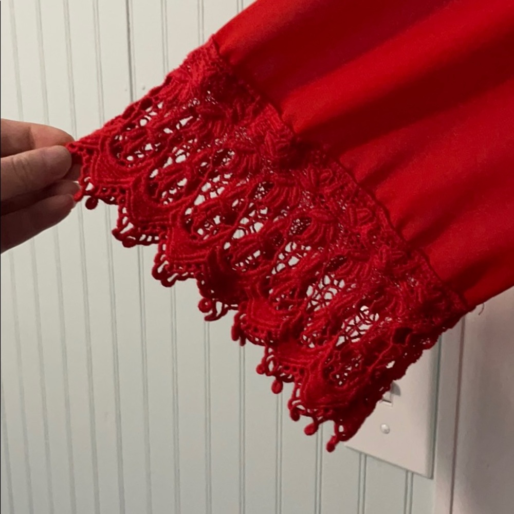Red blouse - Picture 2 of 3